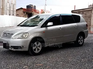 Toyota Ipsum 2003