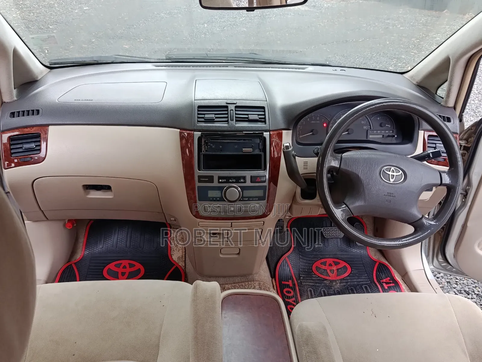 Toyota Ipsum 2003