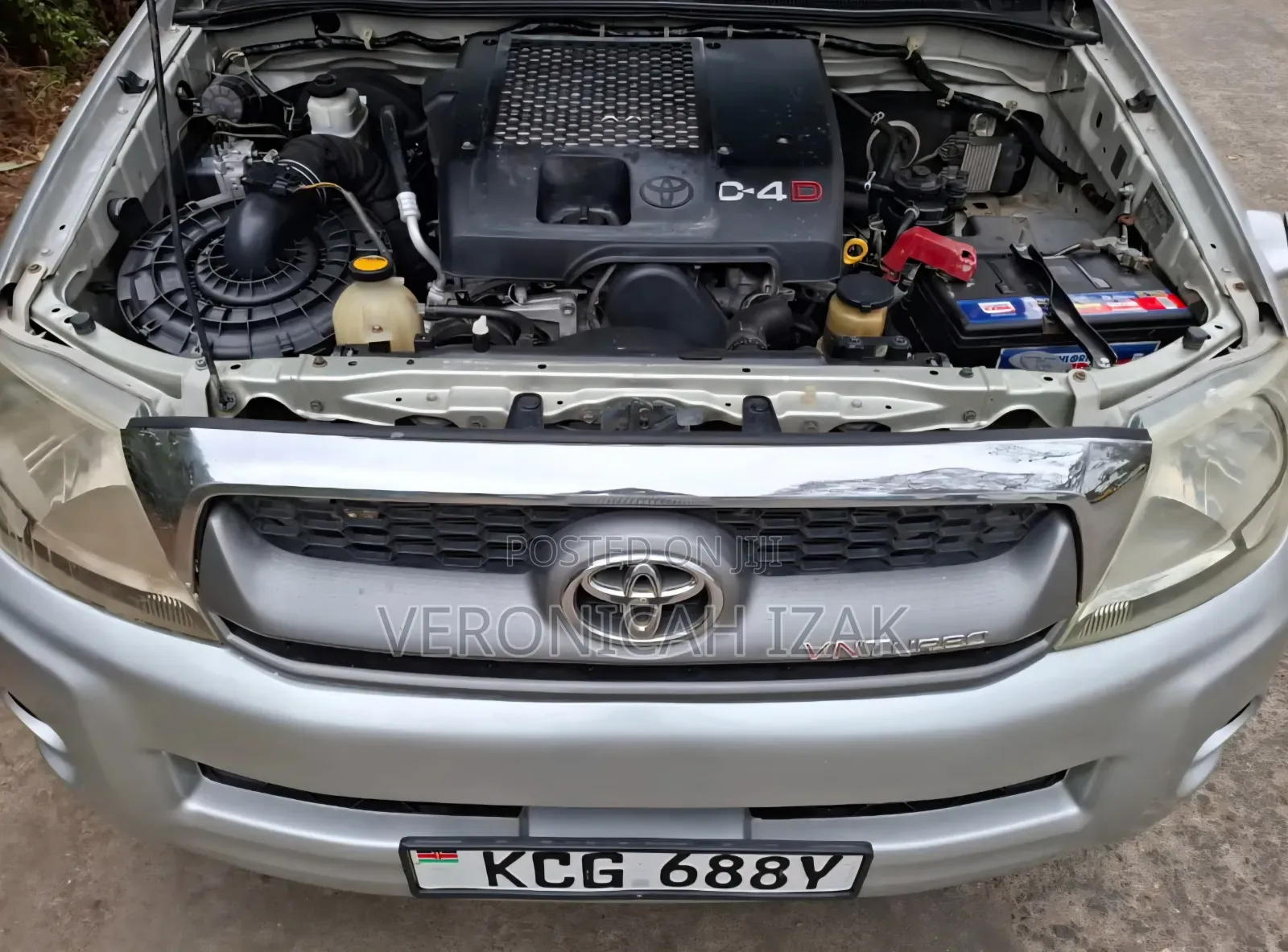 Toyota Hilux 2010 Silver