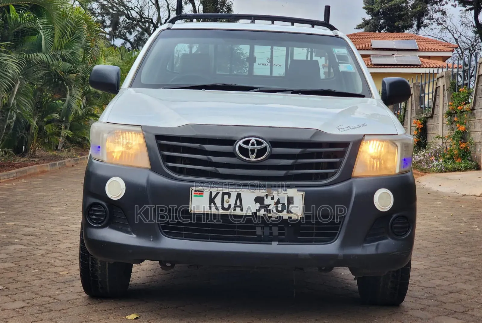 Toyota Hilux 2014 White