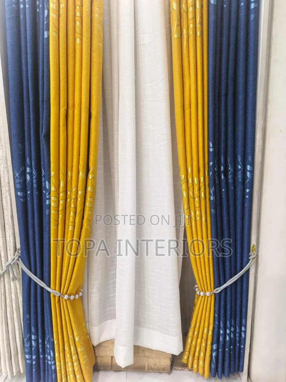 Mixed Colour Blended Curtains