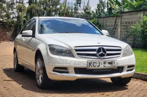 Mercedes-Benz C200 2010 White