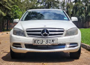Mercedes-Benz C200 2010 White