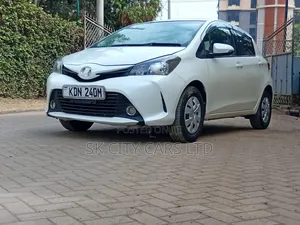 Toyota Vitz 1.0 FWD 5dr 2016 White
