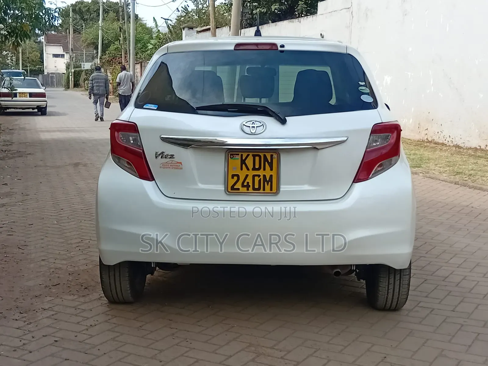 Toyota Vitz 1.0 FWD 5dr 2016 White