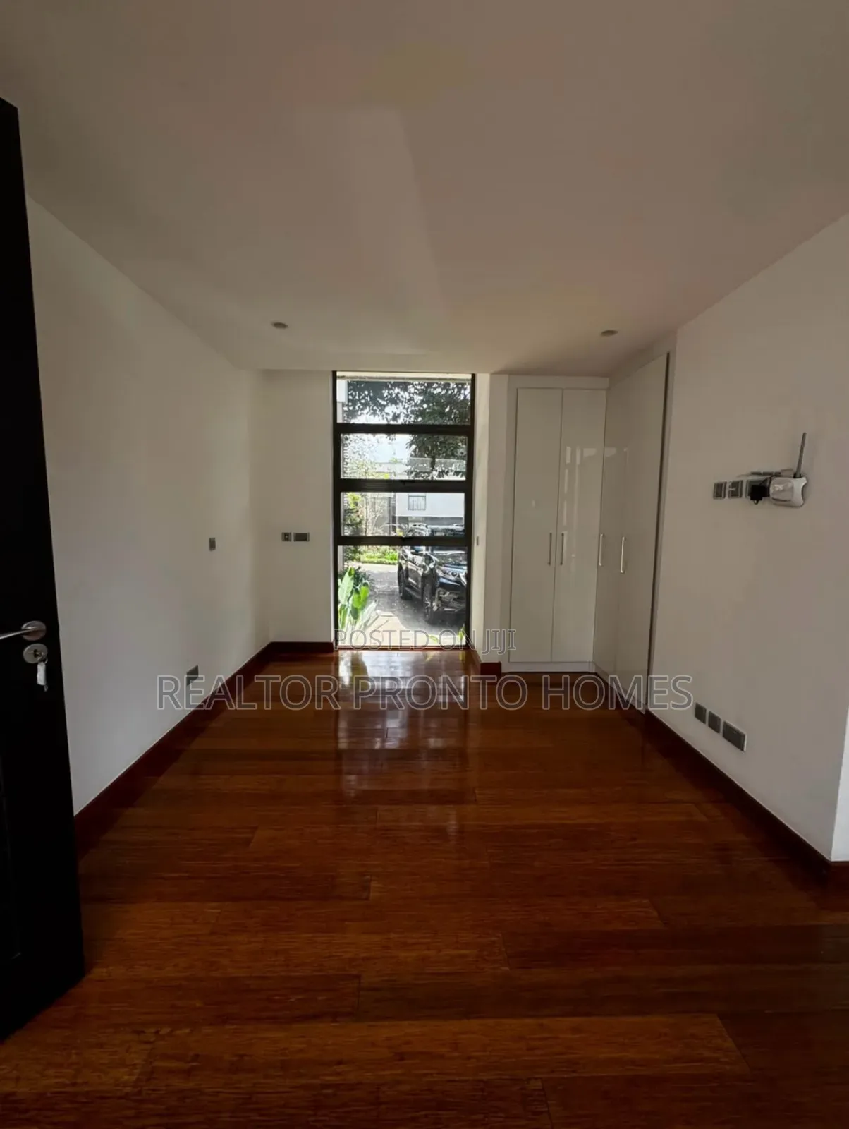 5bdrm Villa in Karen, Hardy for rent