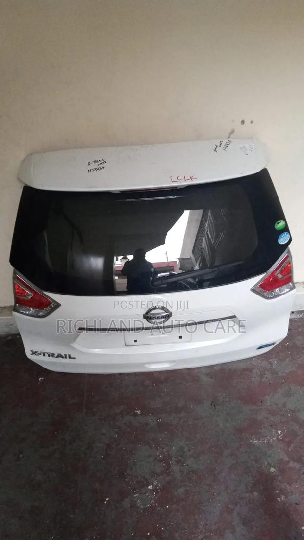 Rear Gate Nissan X-Trail Nt32 2014 - main view