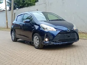 Toyota Vitz 1.5 FWD Hybrid 5dr 2019 Blue