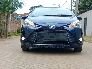 Toyota Vitz 1.5 FWD Hybrid 5dr 2019 Blue