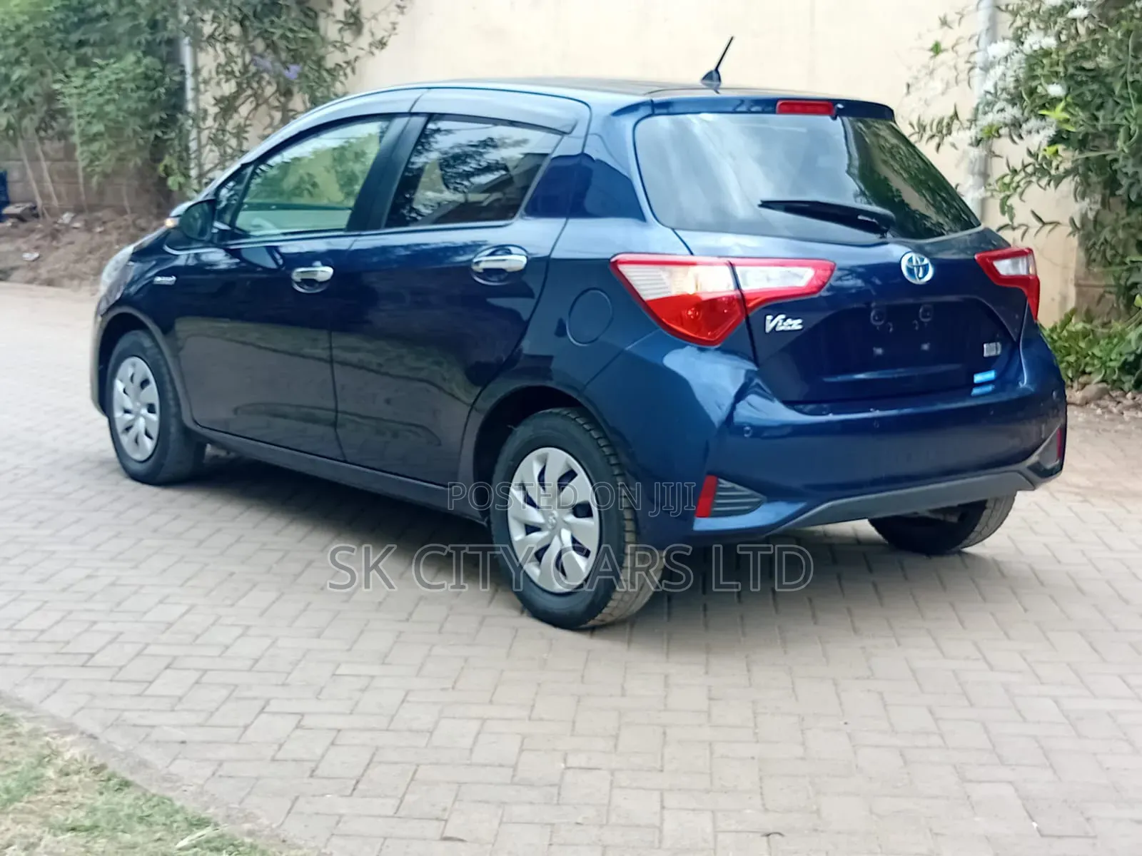 Toyota Vitz 1.5 FWD Hybrid 5dr 2019 Blue