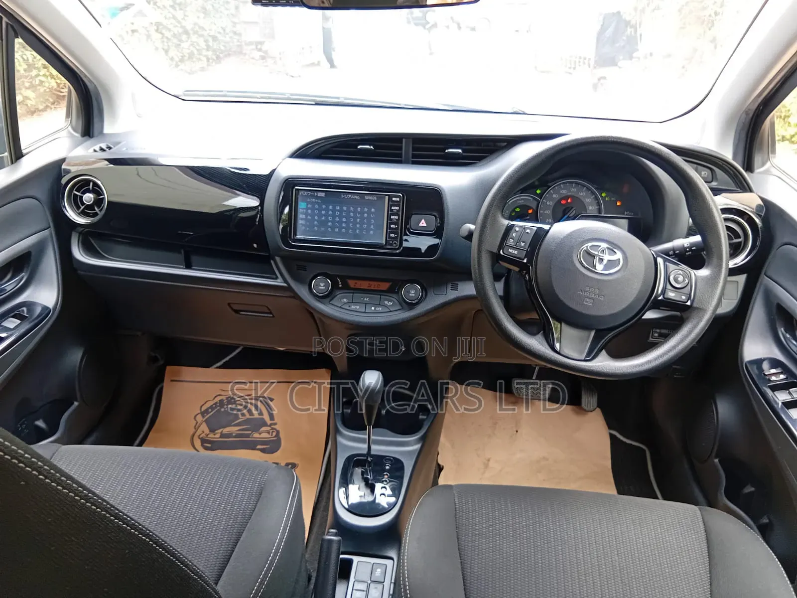 Toyota Vitz 1.5 FWD Hybrid 5dr 2019 Blue