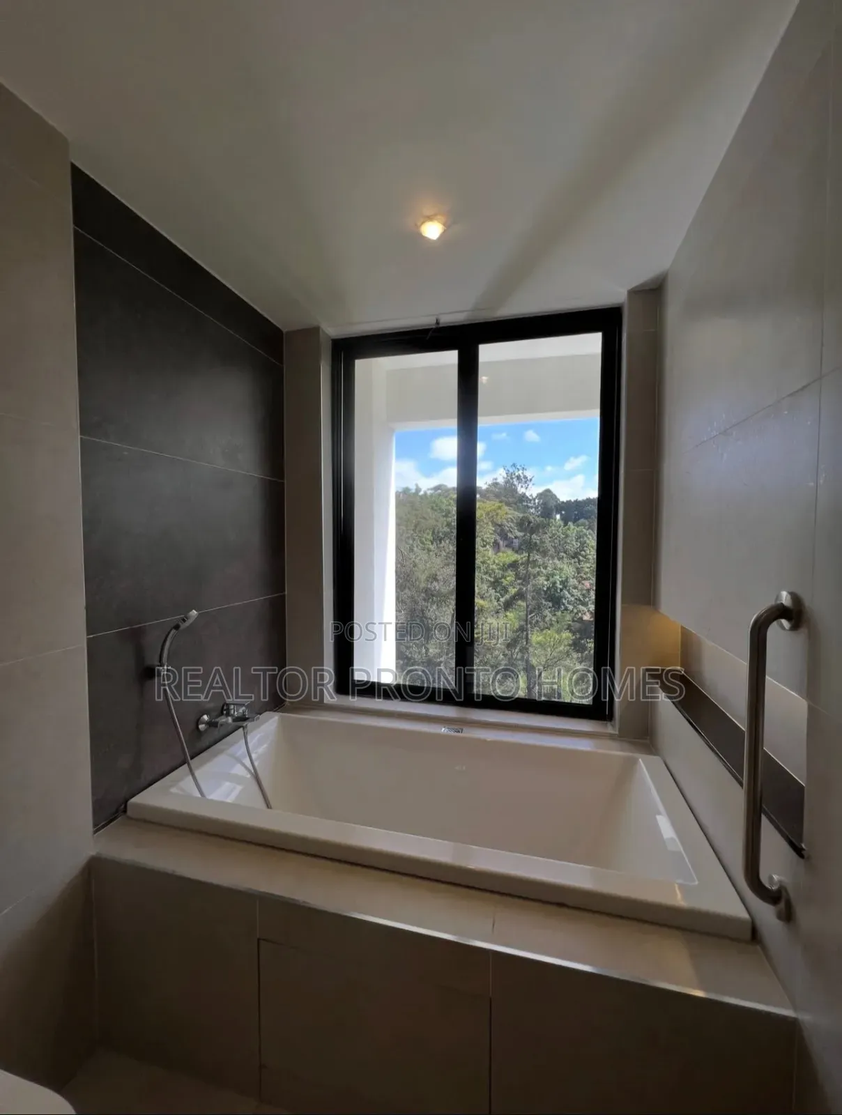 5bdrm Villa in Westlands, Spring Valley for rent