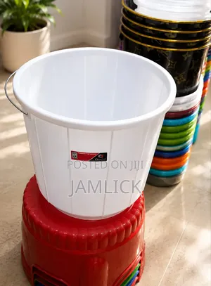 20l White Plastic Bucket - Ram