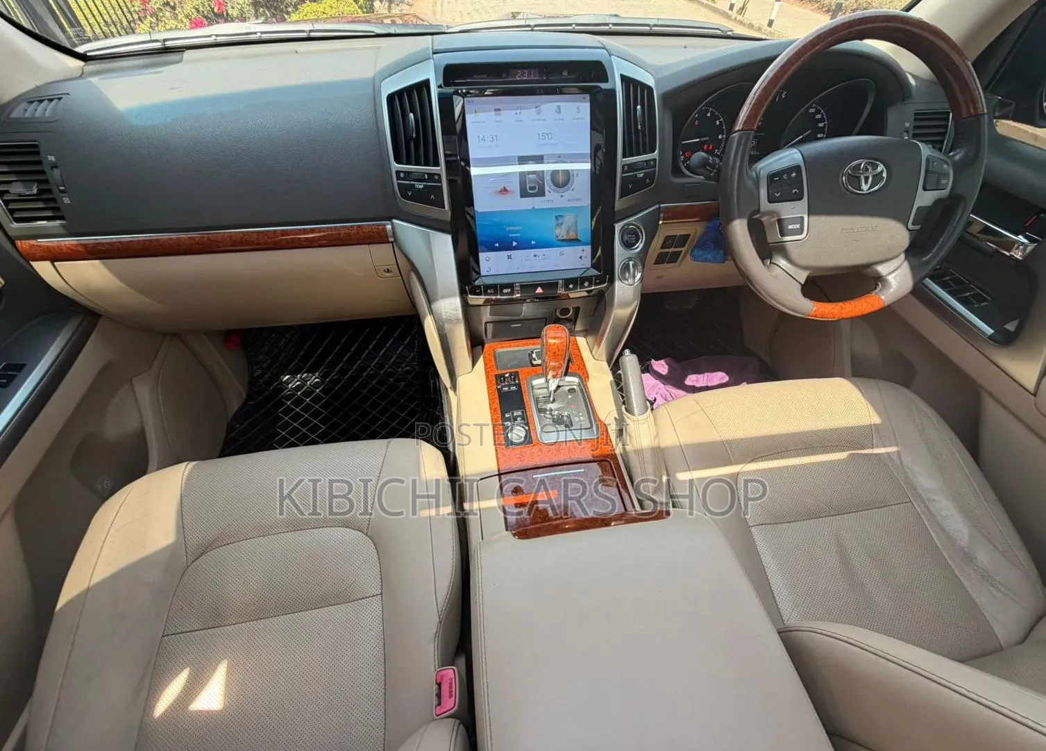 Toyota Land Cruiser 4.6 V8 ZX 2014 Burgundy
