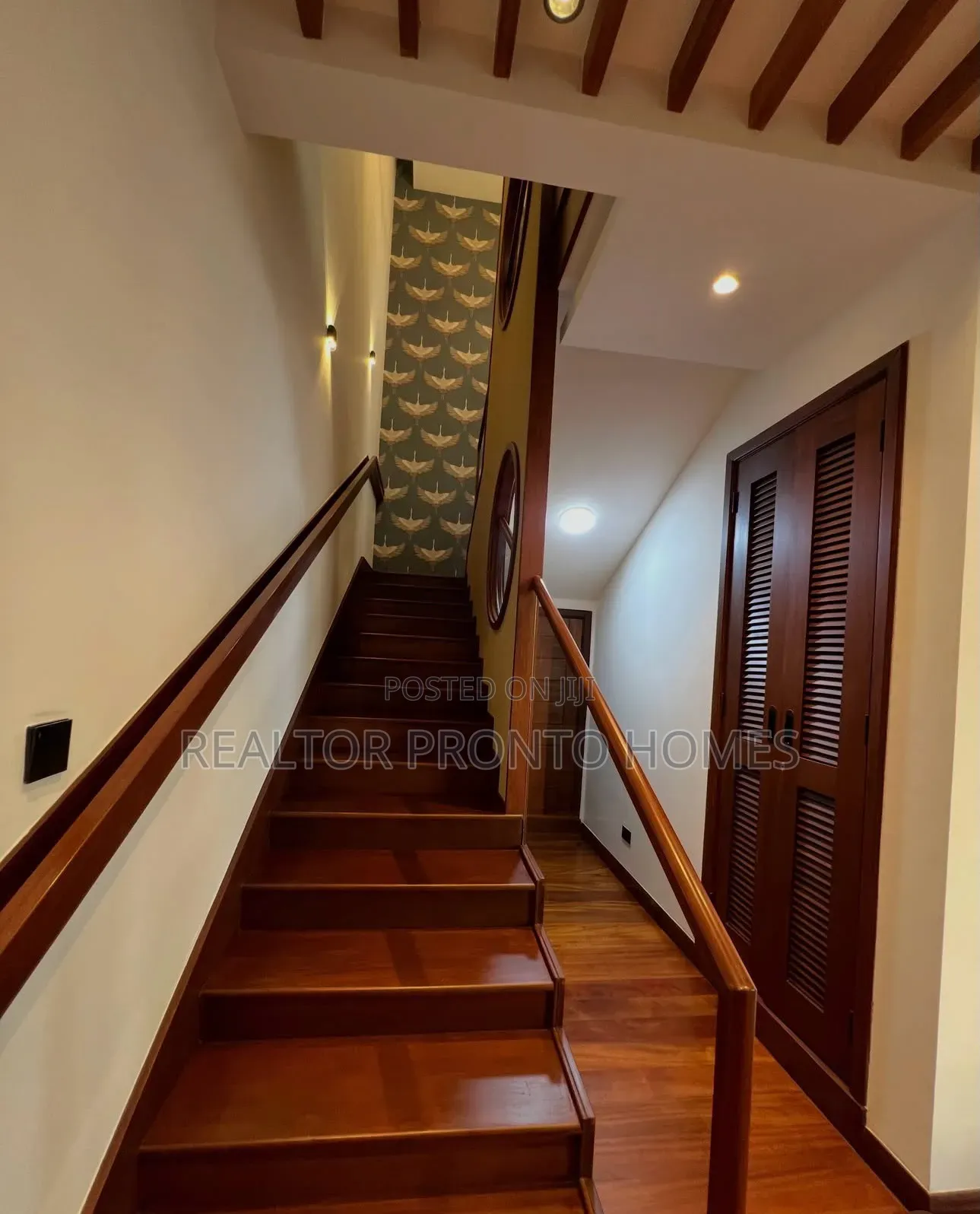 Furnished 4bdrm Villa in Runda for sale