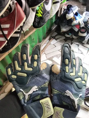 Goalkeeper Gloves