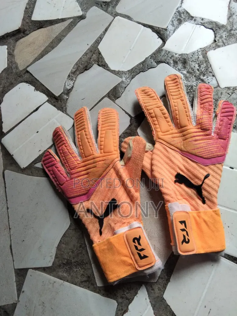 Goalkeeper Gloves