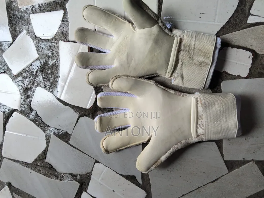 Goalkeeper Gloves
