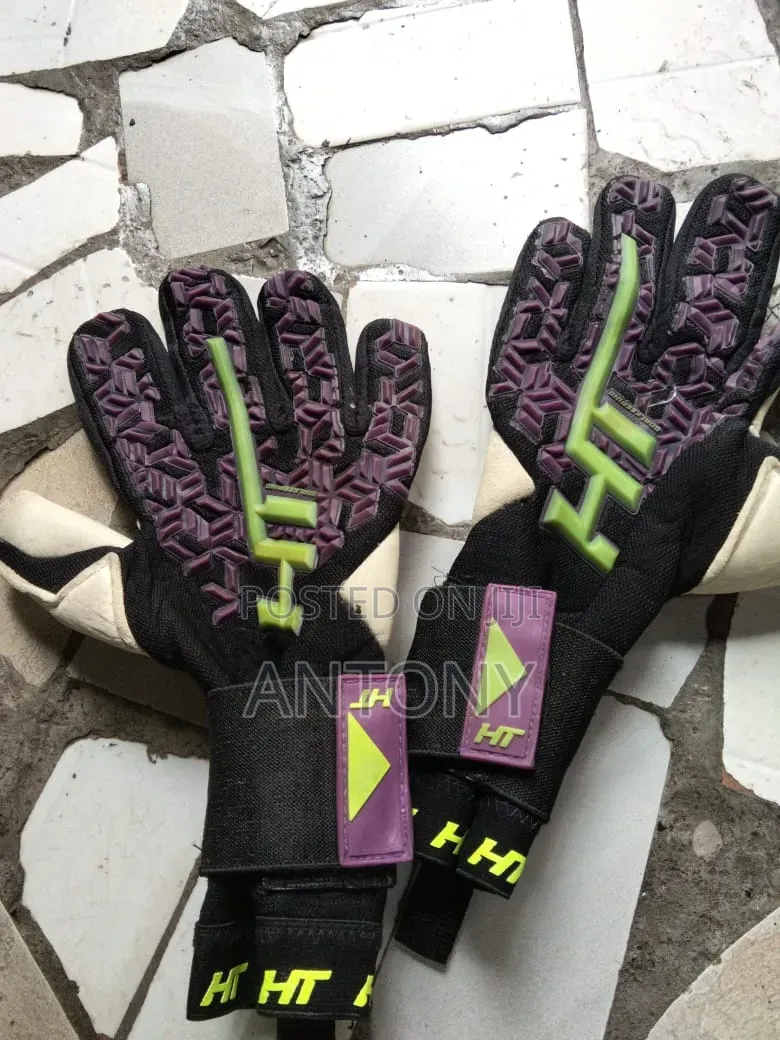 Goalkeeper Gloves