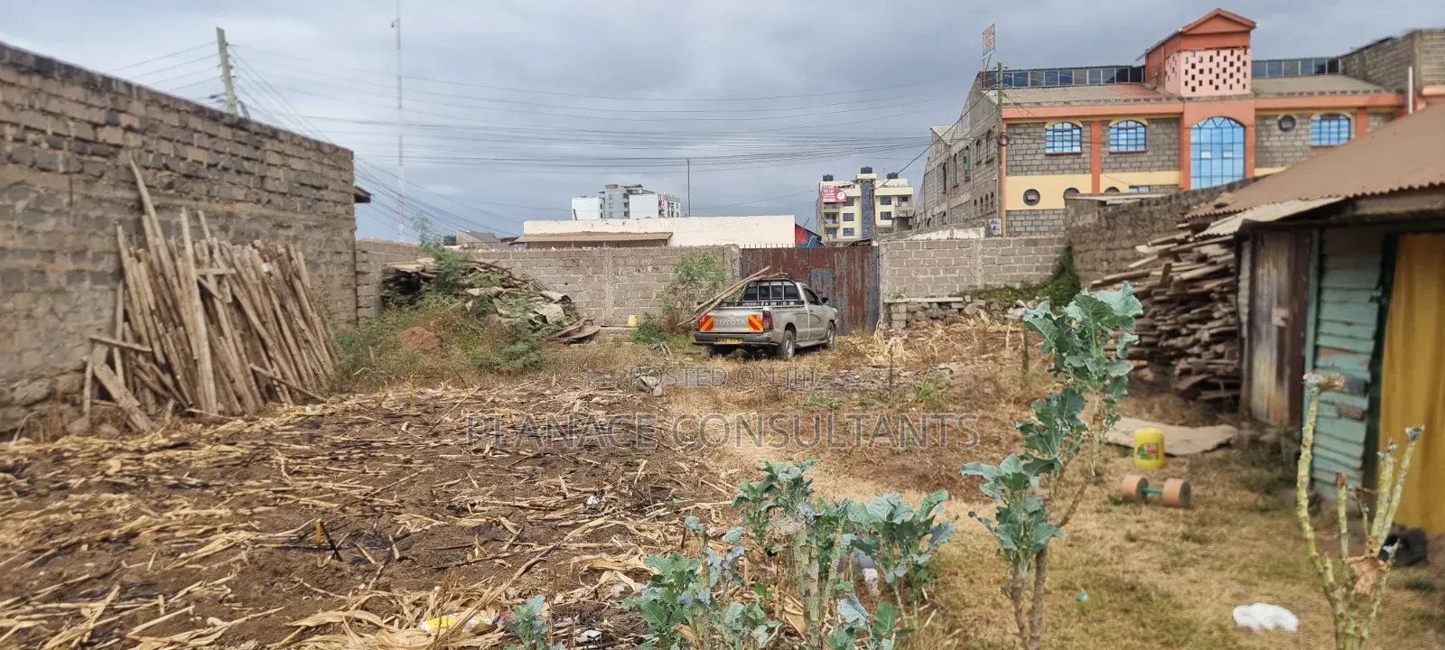 100x50 Ft Commercial Plot