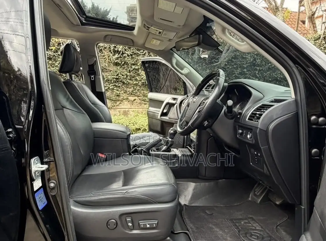 Toyota Land Cruiser Prado 2020 Black