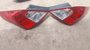 Tailamp Nissan Latio N17 2016 Model Set