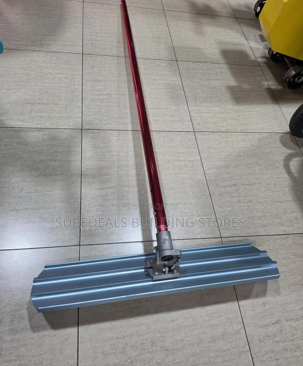 900mm Concrete Bull Float,with 1.8mtrs Handle - thumbnail 2