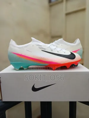 Nike Air Zoom Mercurial Vapor 16 Soccer Cleats