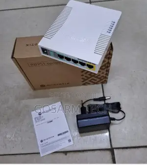 MikroTik RB951Ui-2HnD 2.4GHz Wireless Router – 5-Port