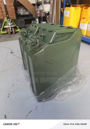 Heavy Duty 20L Fuel Jerry Can
