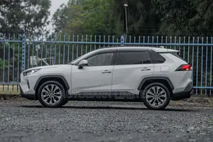 Toyota RAV4 2020 Pearl