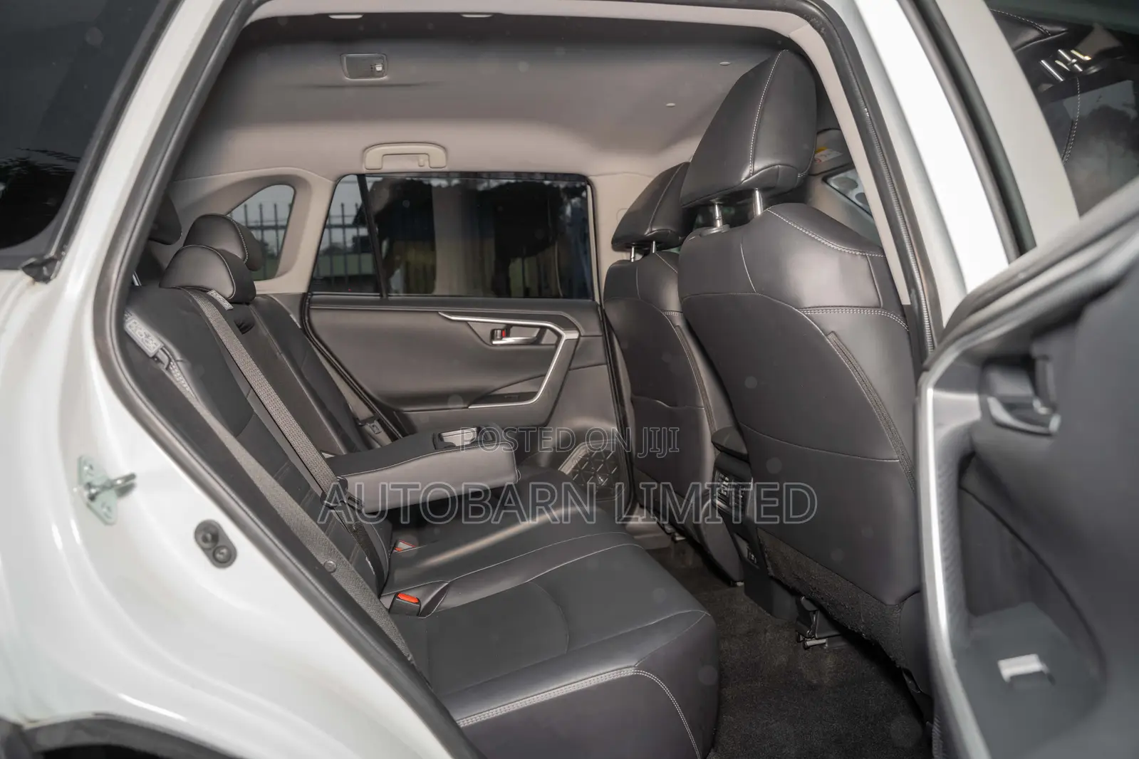 Toyota RAV4 2020 Pearl