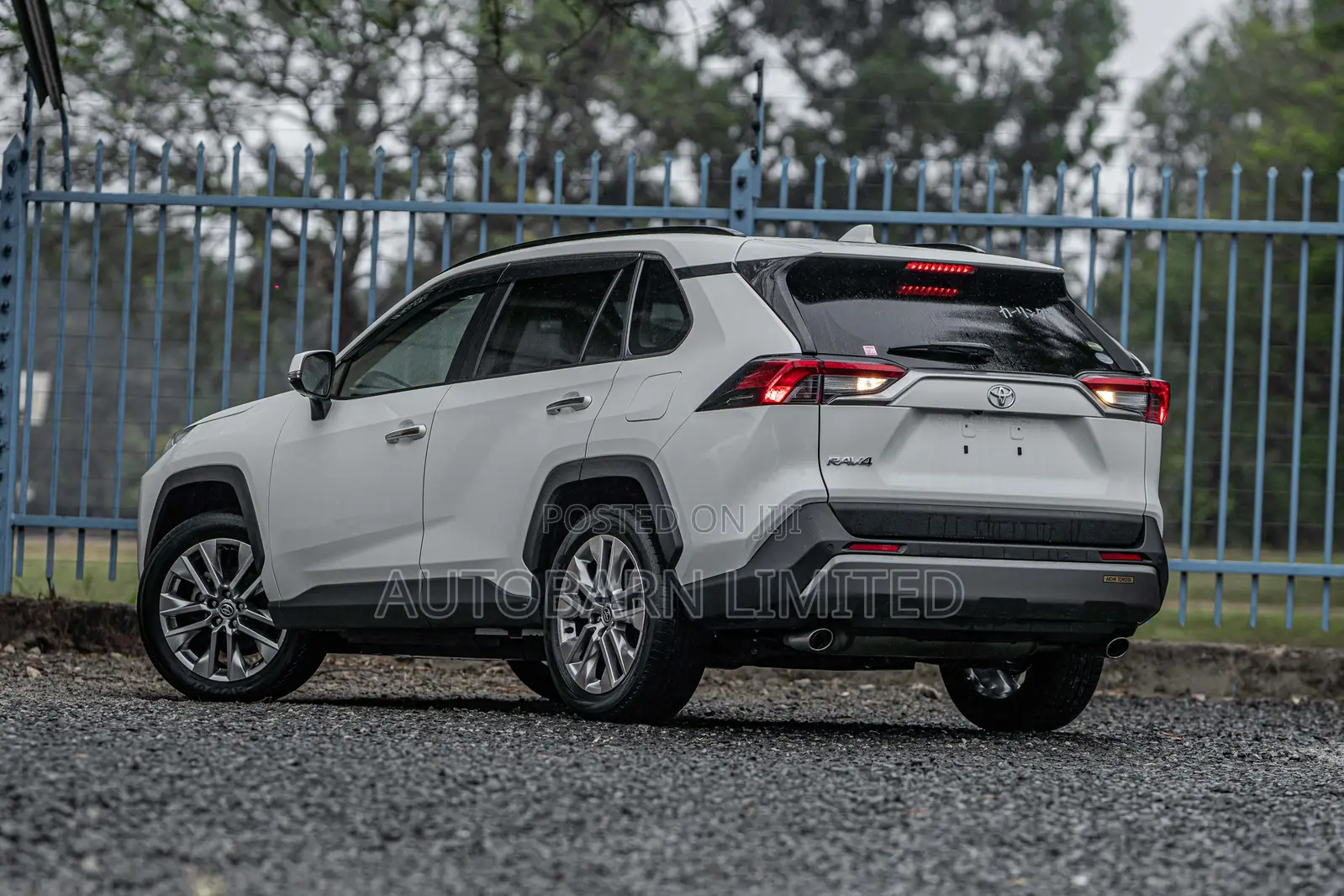 Toyota RAV4 2020 Pearl