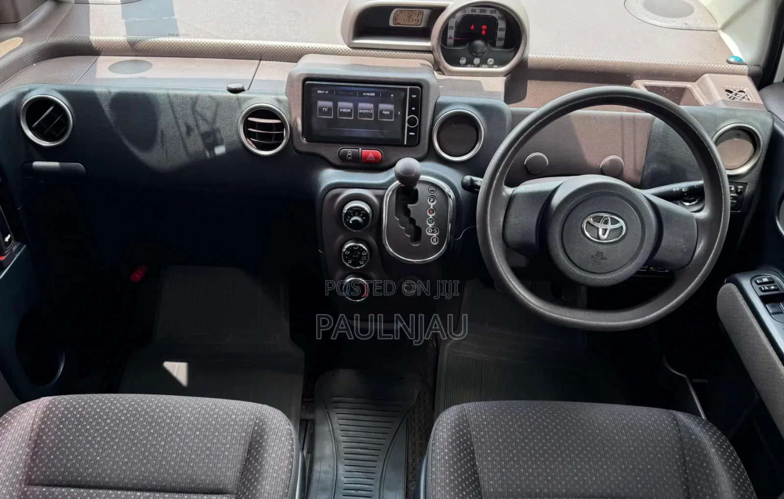 Toyota Spade 2014