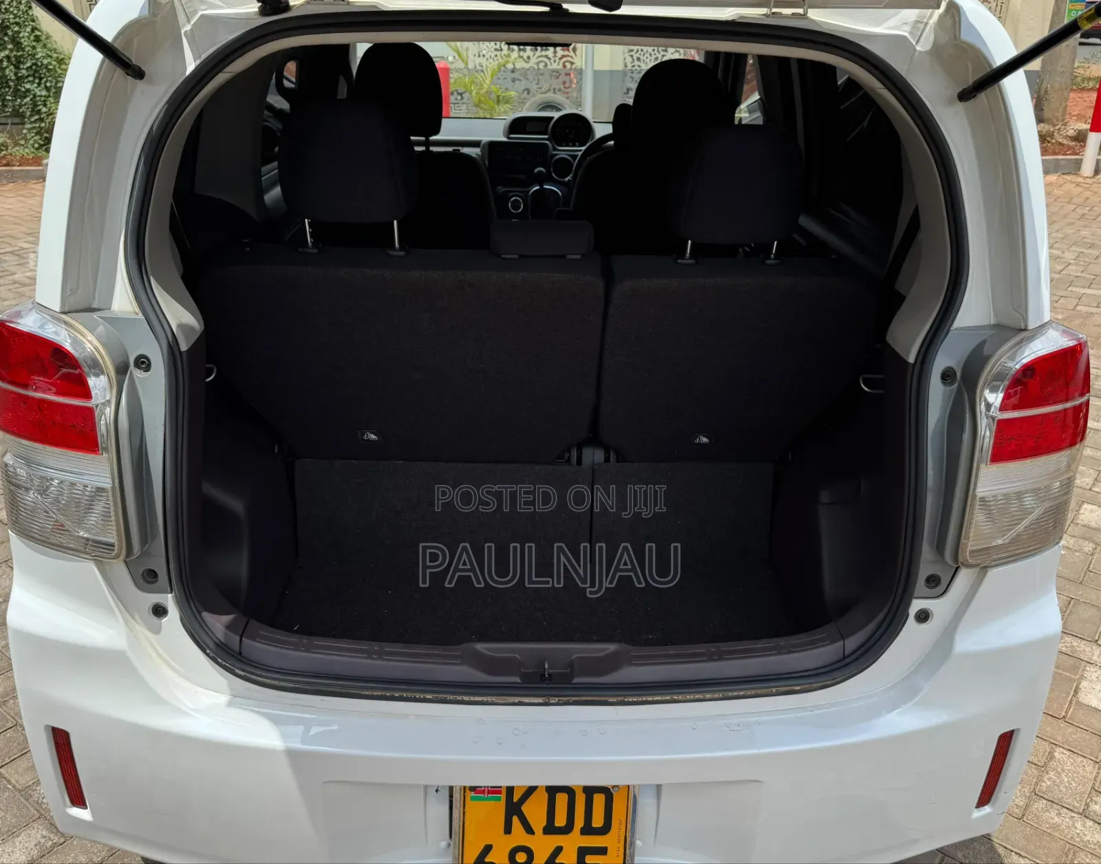 Toyota Spade 2014