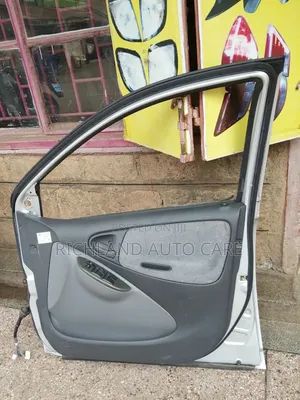 Front Door Vitz Scp10 Old Model RHS