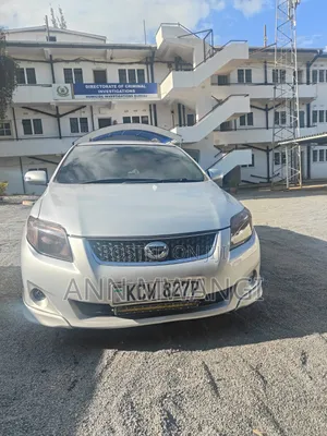 Toyota Corolla 2012 Silver