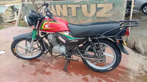 Honda CB 2022 Red