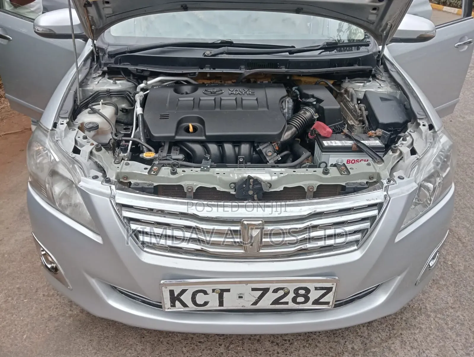Toyota Premio 1.8 FWD 2013 Silver