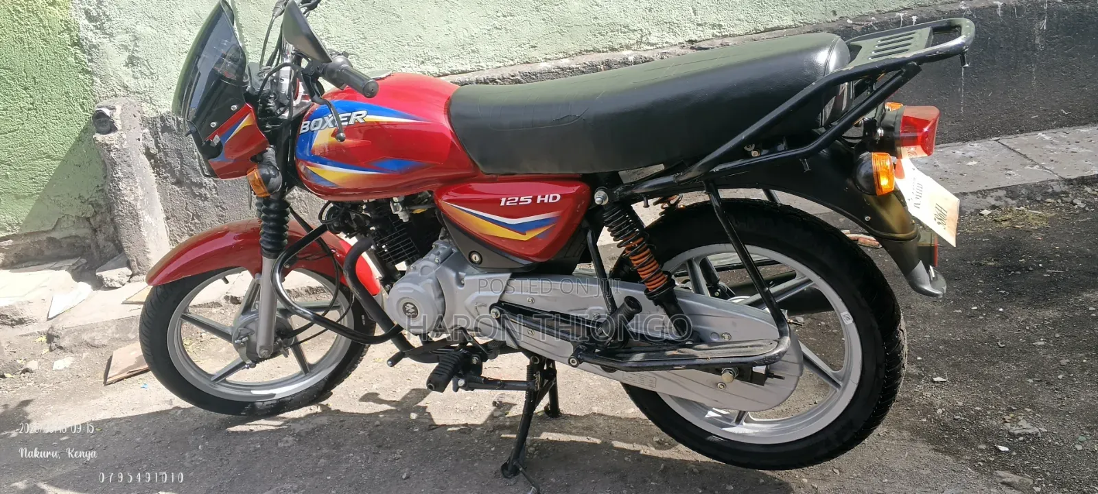 Bajaj Boxer 150 UG 2025 Red