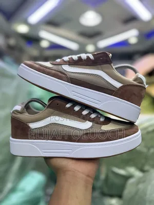 Vans Hylane . ” White Brown “ Quality Leather Size 38-45