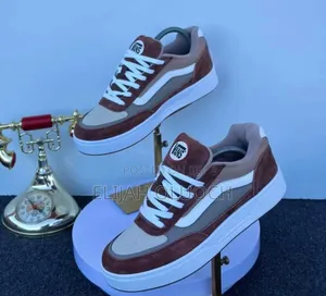 Vans Hylane . ” White Brown “ Quality Leather Size 38-45