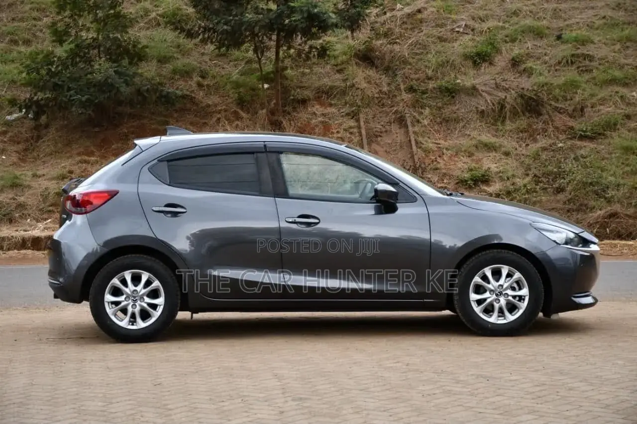 Mazda 2 2020 Gray