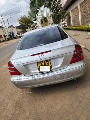 Mercedes-Benz E240 2003 Silver