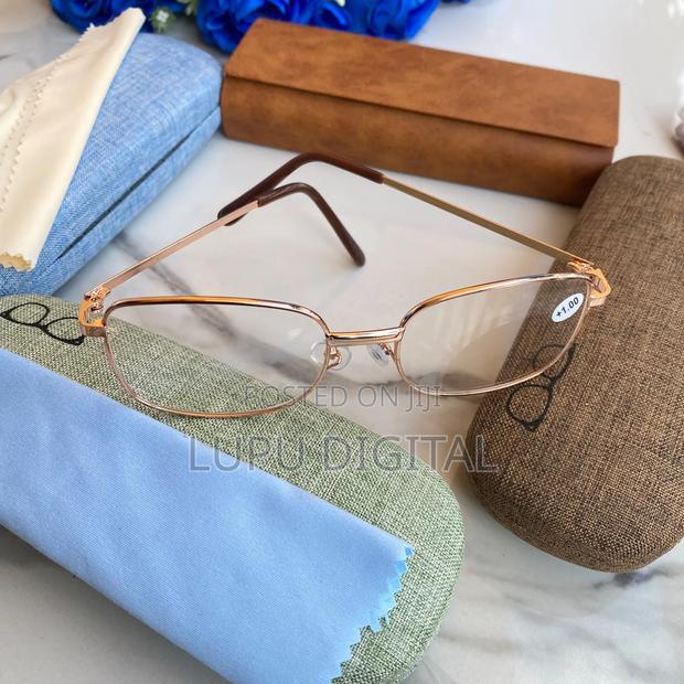 READING SUNGLASSES (Sunnies Only) - thumbnail 3