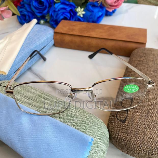 READING SUNGLASSES (Sunnies Only) - thumbnail 4