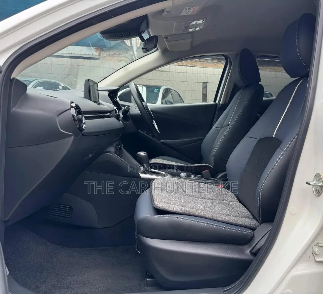 Mazda 2 2020 Pearl