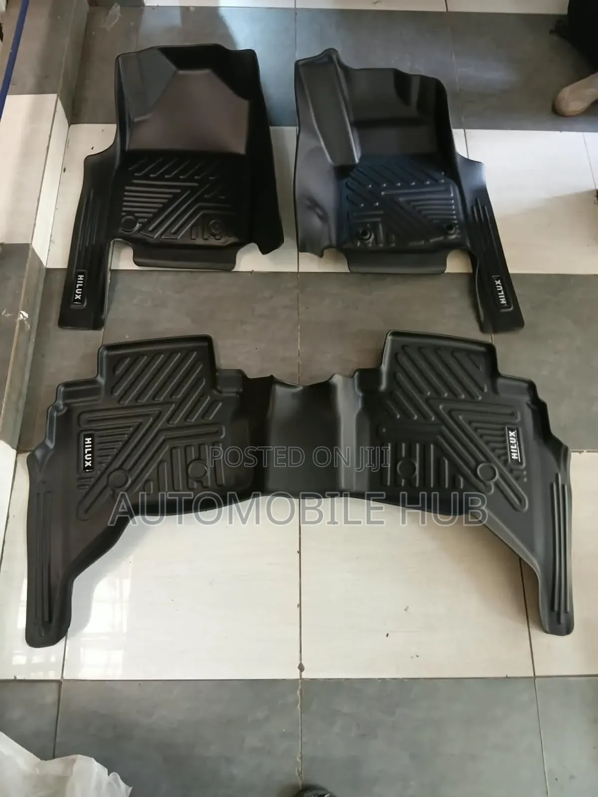 Toyota Hillux Revo 5d Mats // Toyota Hillux Floor Mats