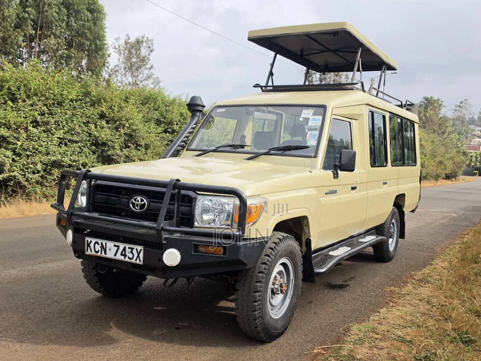 Toyota Land Cruiser 79 Series 2017 Brown