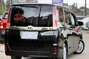 Toyota Noah 2019